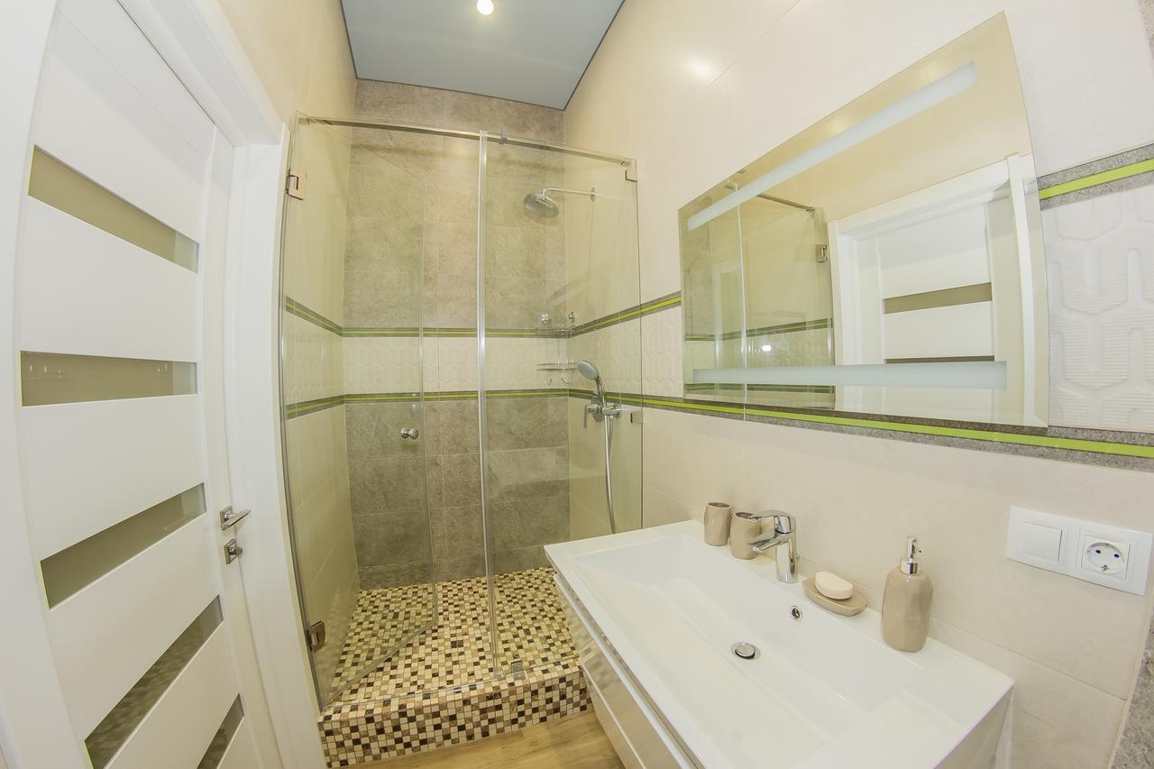 Arkadiya Hills Family Apartment Odesa Exterior photo